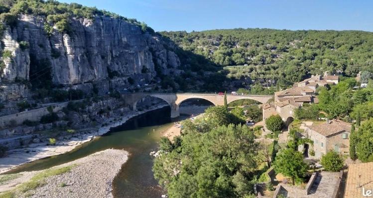 Gite « Les Rives De L'Ardeche » Ucel المظهر الخارجي الصورة